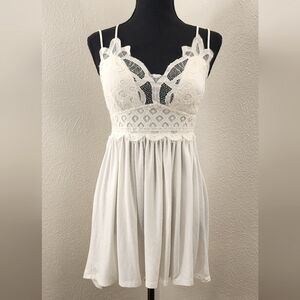 NWOT Strappy Tunic Top sz L